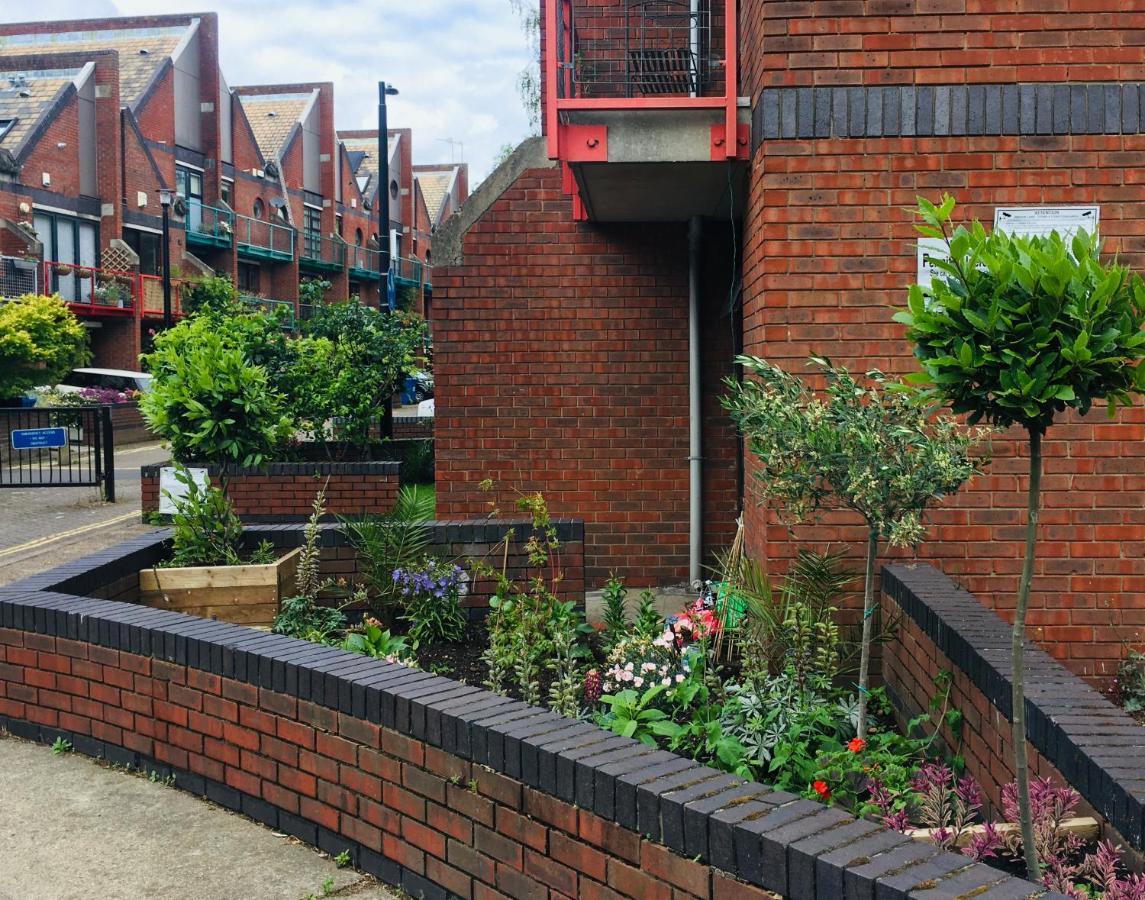 One-Bedroom Rotherhithe/Bermondsey Flat, Central London, Uk Exterior photo